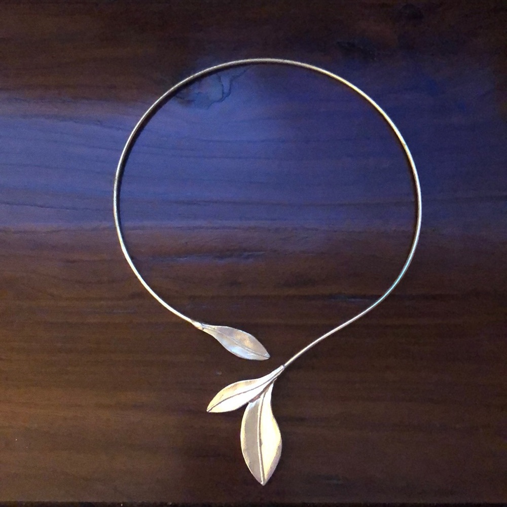 Women’s Choker Necklace